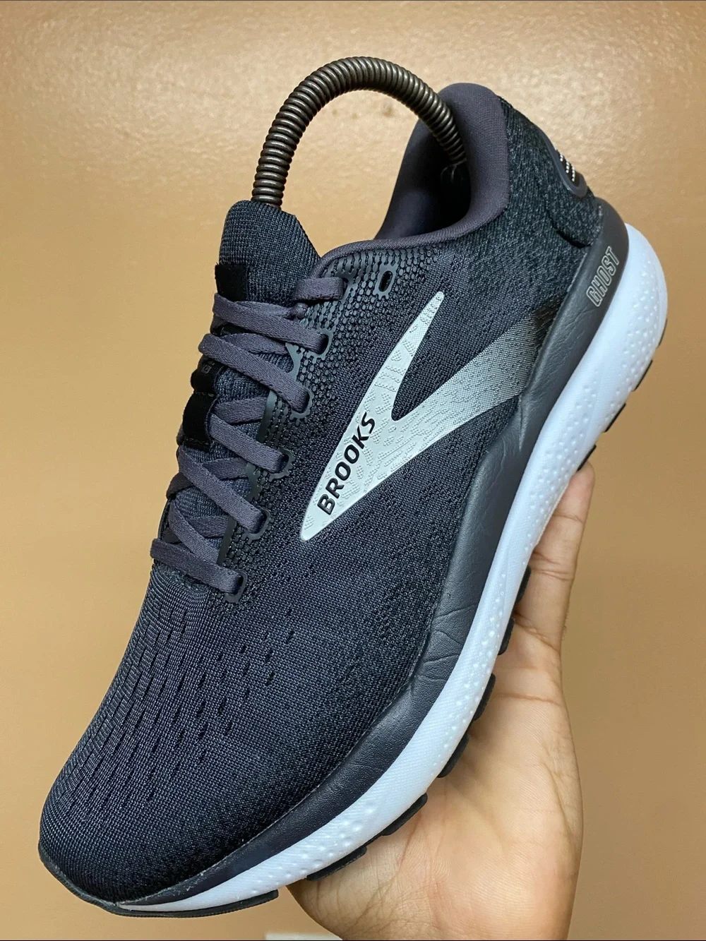Brooks Ghost 16 Women's Running Sneakers “Black/Grey/White” Size 9.5 Medium